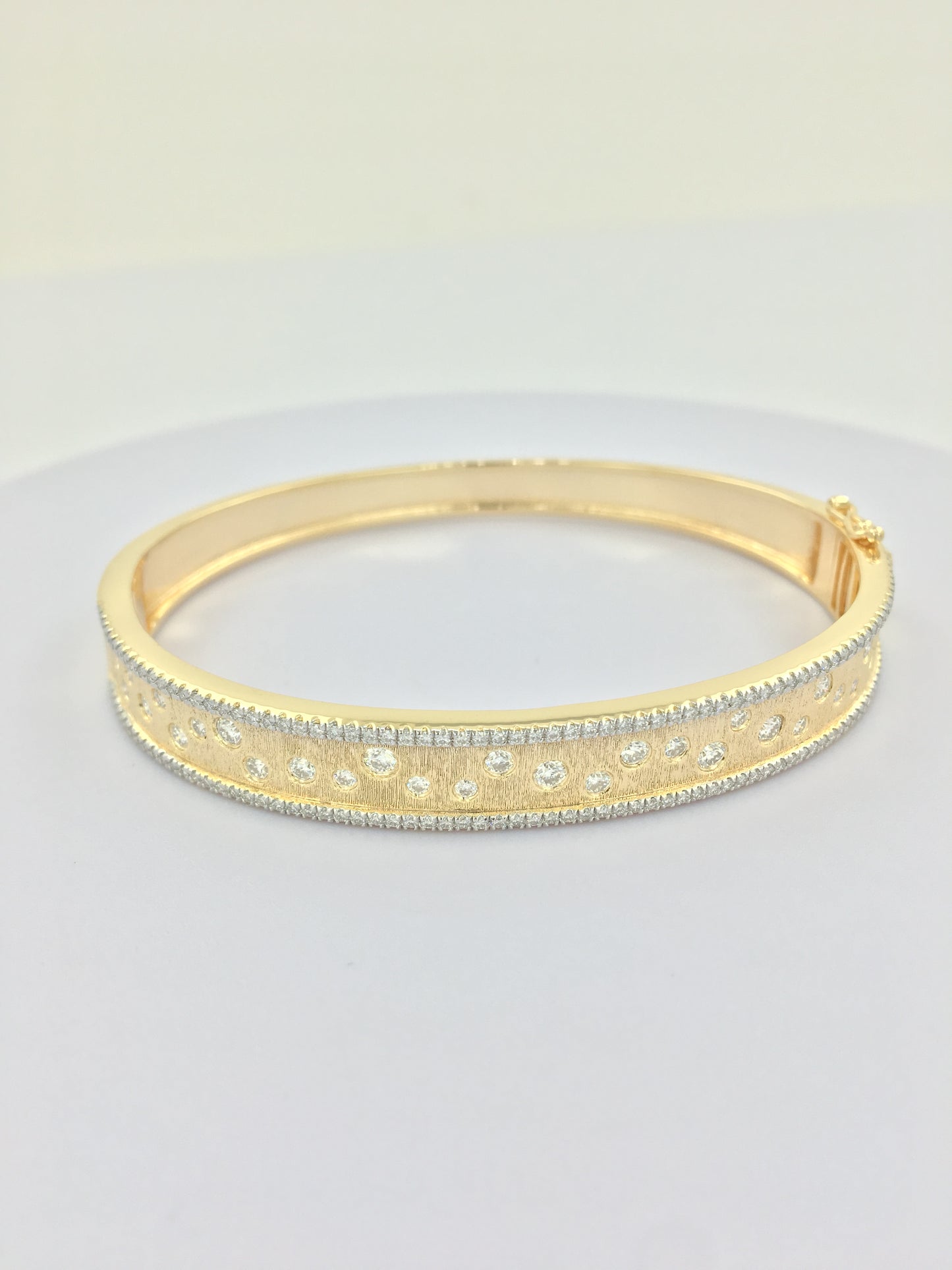 Elegant 1 3/5CTW Bangle Bracelet in 14K Gold-Plated Silver | Designer Partywear Bracelet | Moissanite & Lab Grown Diamond | Gift for Women