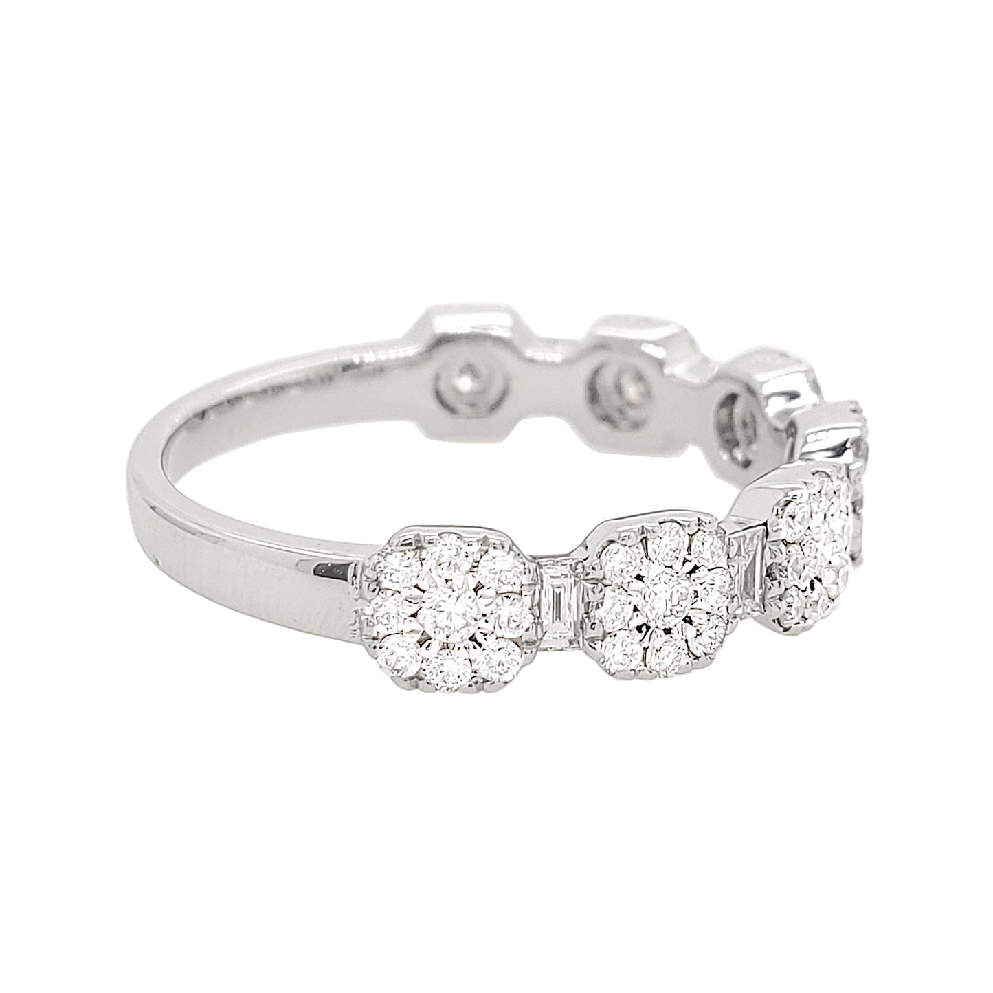 CLUSTER CUSHION PAVE DIAMOND STAKACBLE BAND